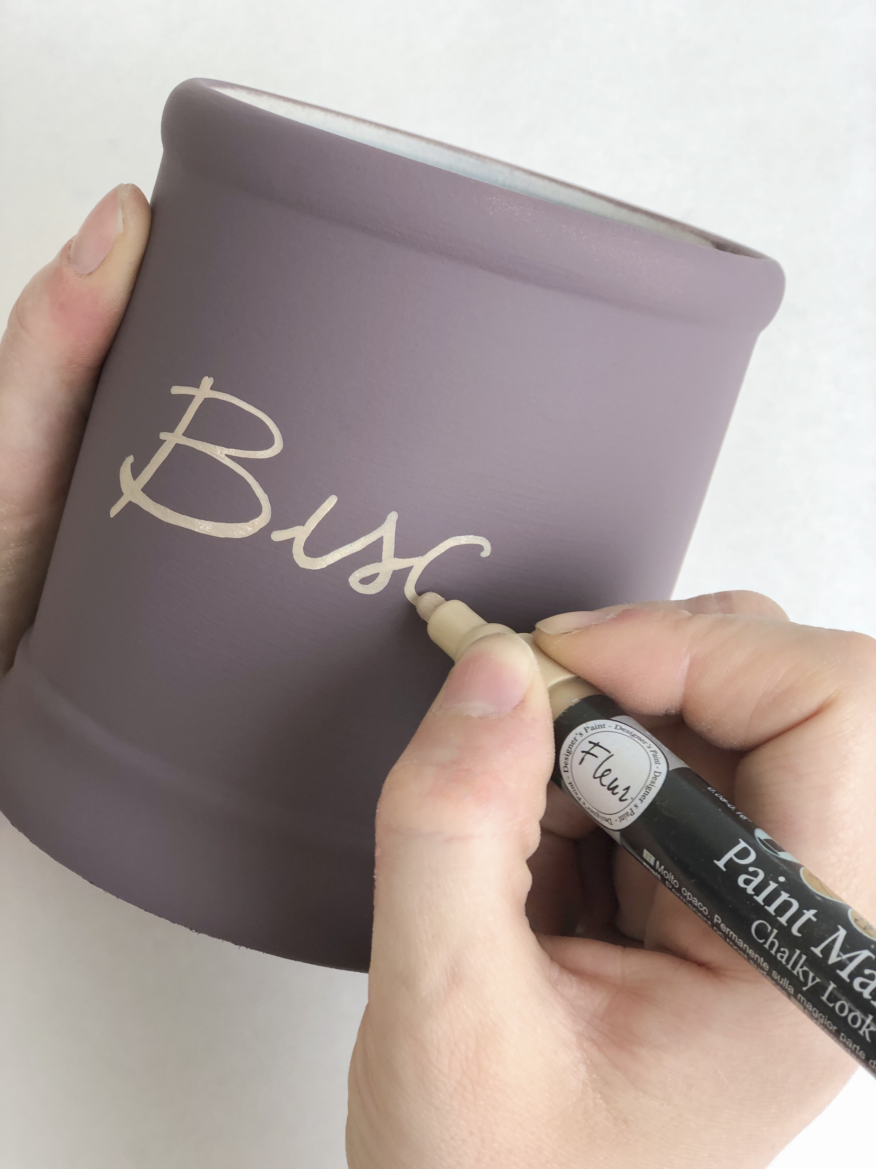 fleur-paint-markers-james-taupe-lackmarker-graubeige-deckend image 3