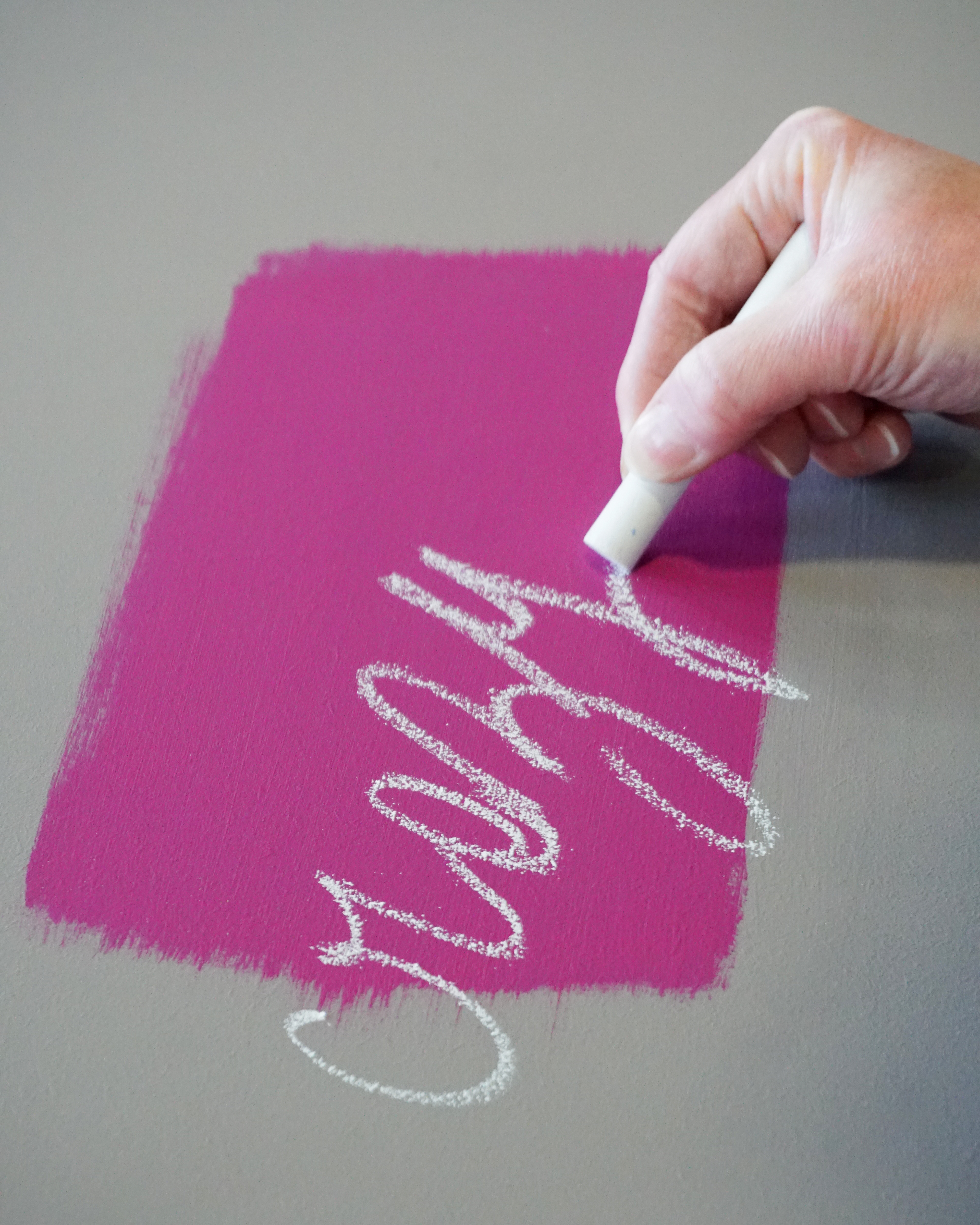 fleur-chalkboard-paint-crazy-horse-tafelfarbe-braun image 3