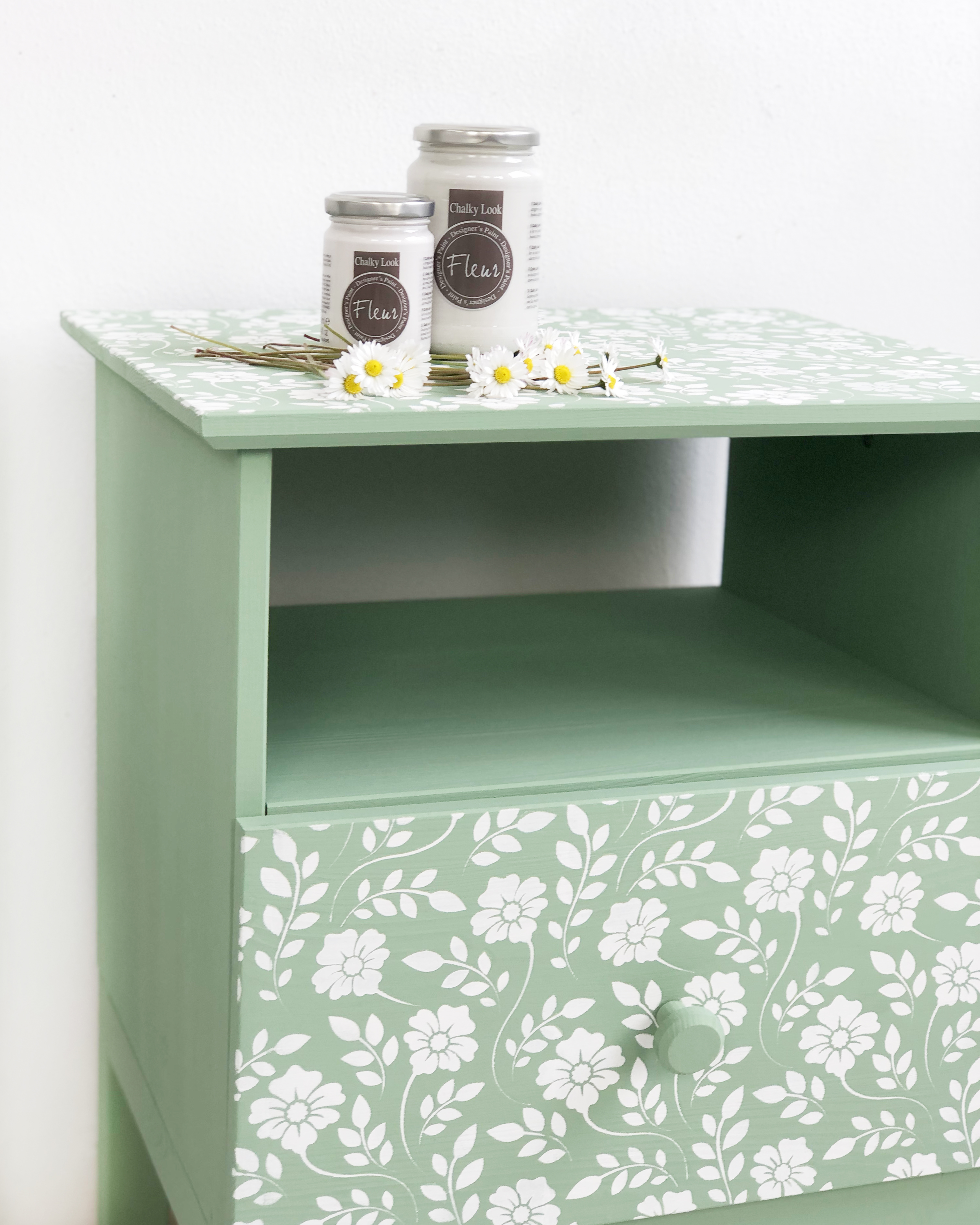 fleur-wallpaper-daffodils-schablone-18x50-cm-tapetenmuster image 4