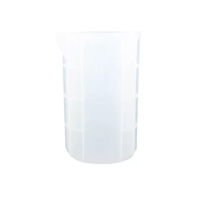 jesmonite-accessories-messbecher-750-ml-gie-harz image 1