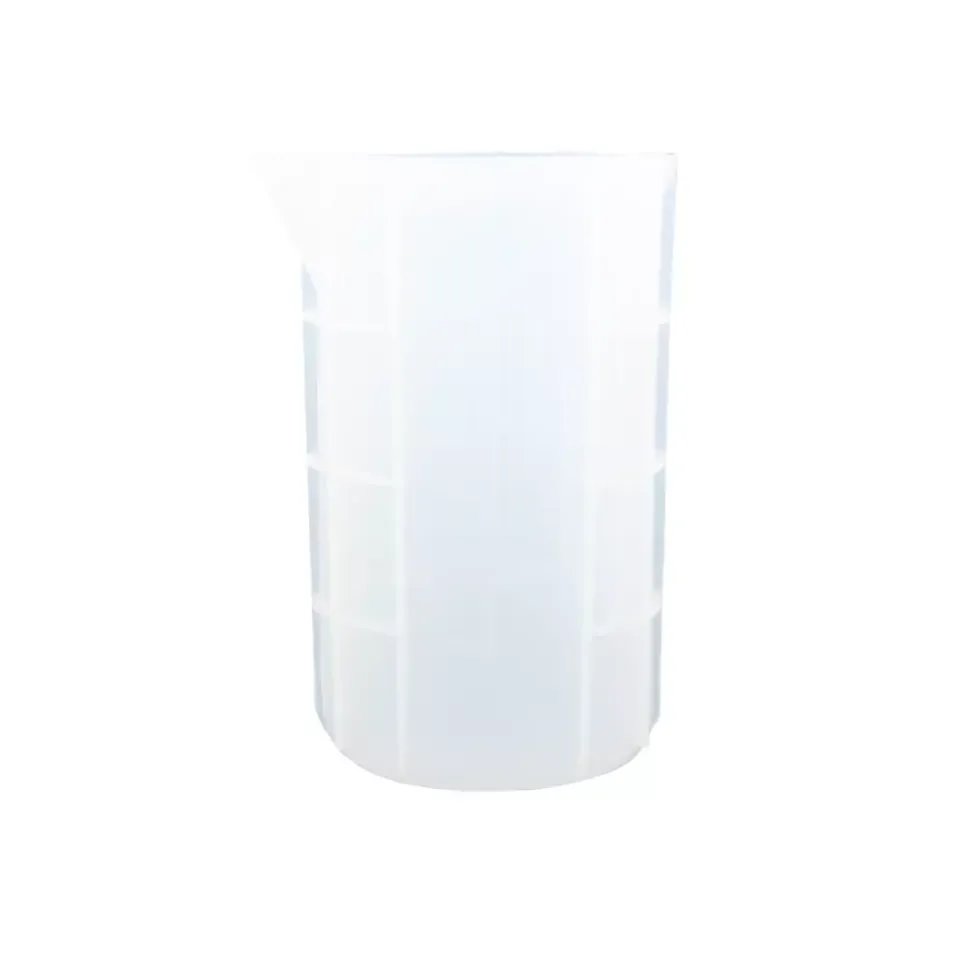 jesmonite-accessories-messbecher-750-ml-gie-harz image 1