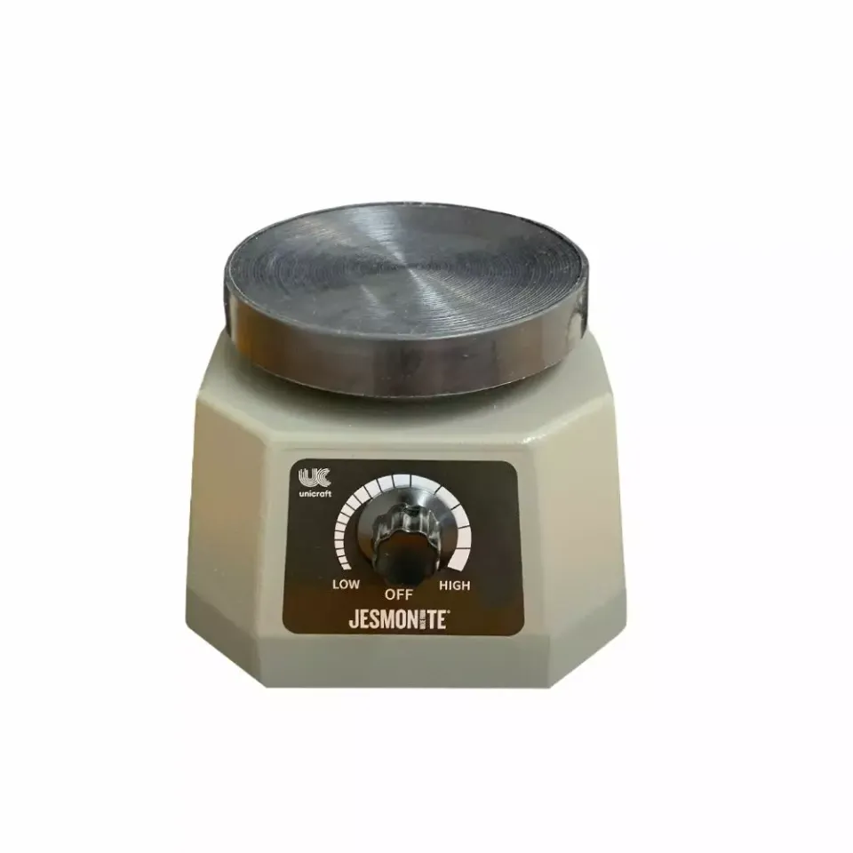 jesmonite-accessories-r-ttelplatte-eu-stecker-blasenfrei-gie-en image 1