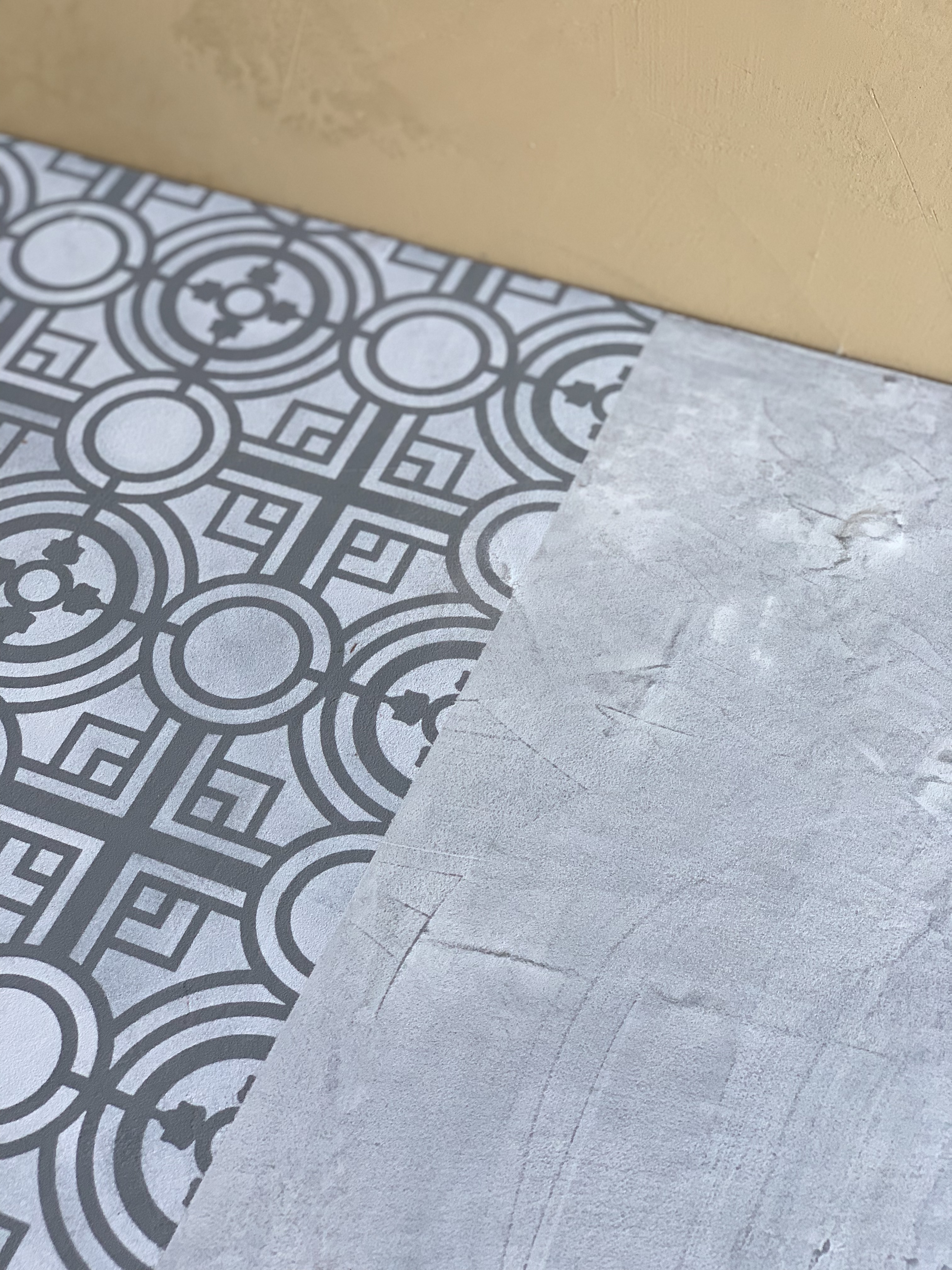 fleur-cement-tile-bon-ton-schablone-18x50-cm-zementfliesen image 3
